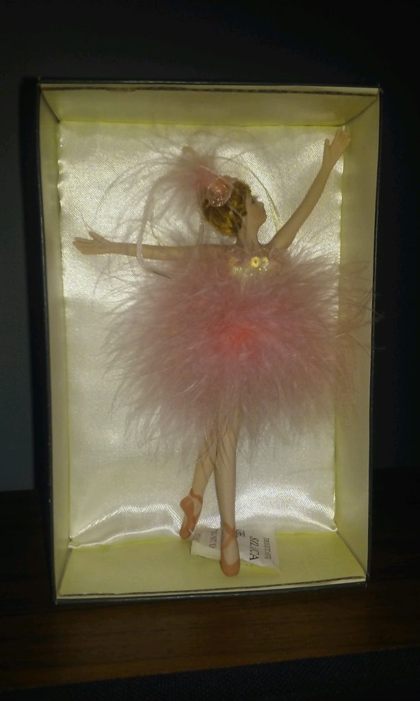 porcelain-ballerina-figure1